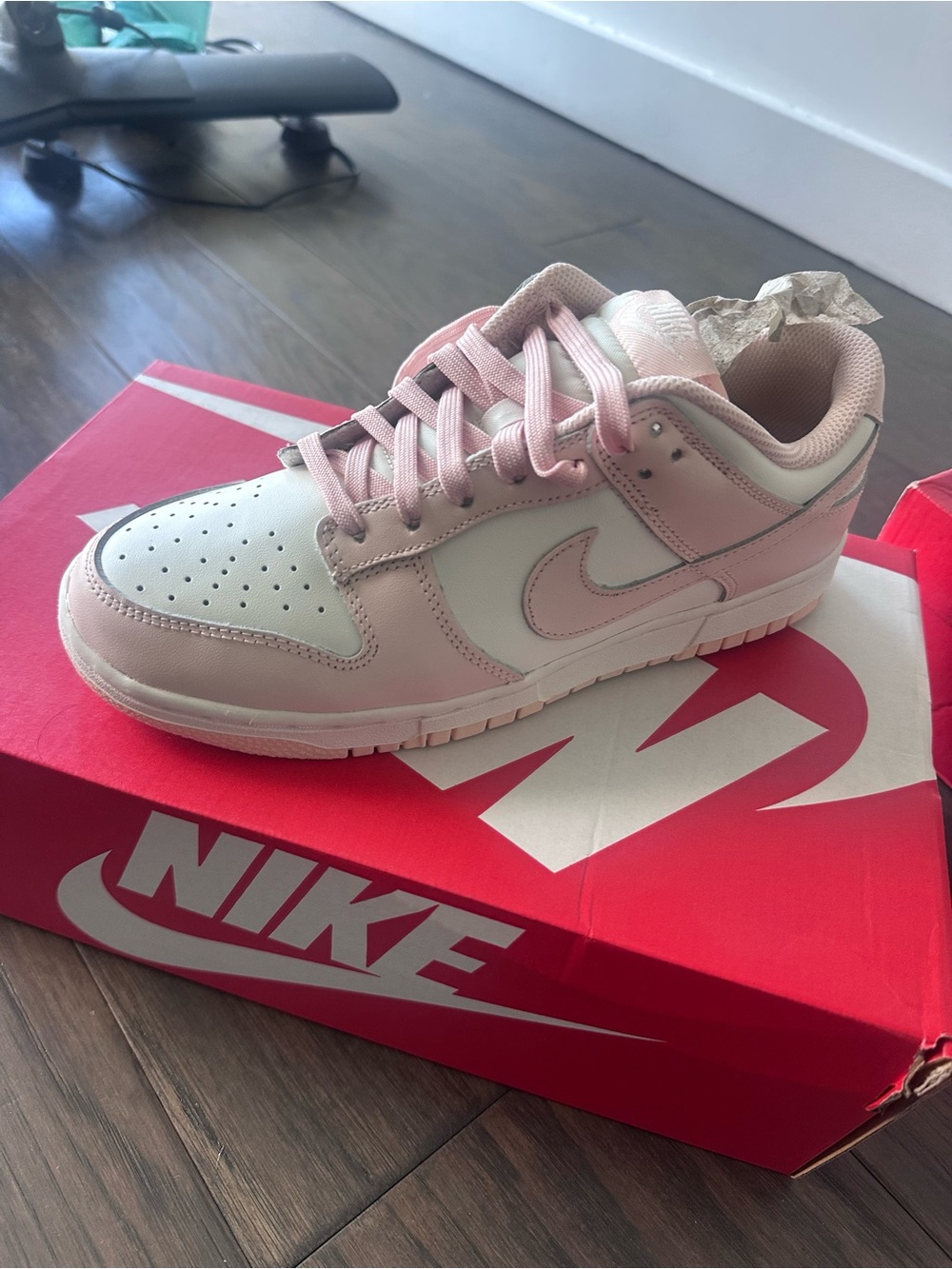 Nike Dunk - Picture 2 of 3